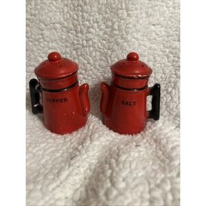Vintage Red Coffee Tea Kettle Pot Salt and Pepper Shakers Coudersport PA